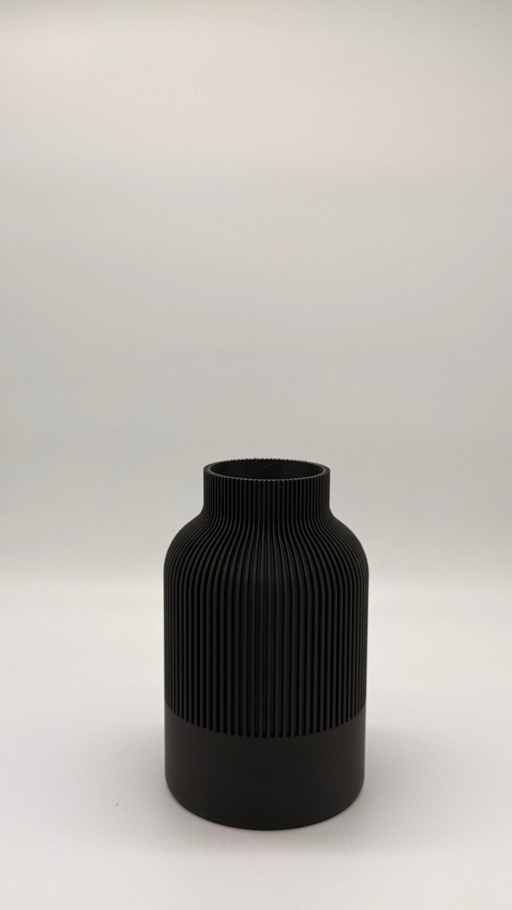 Linea Vase