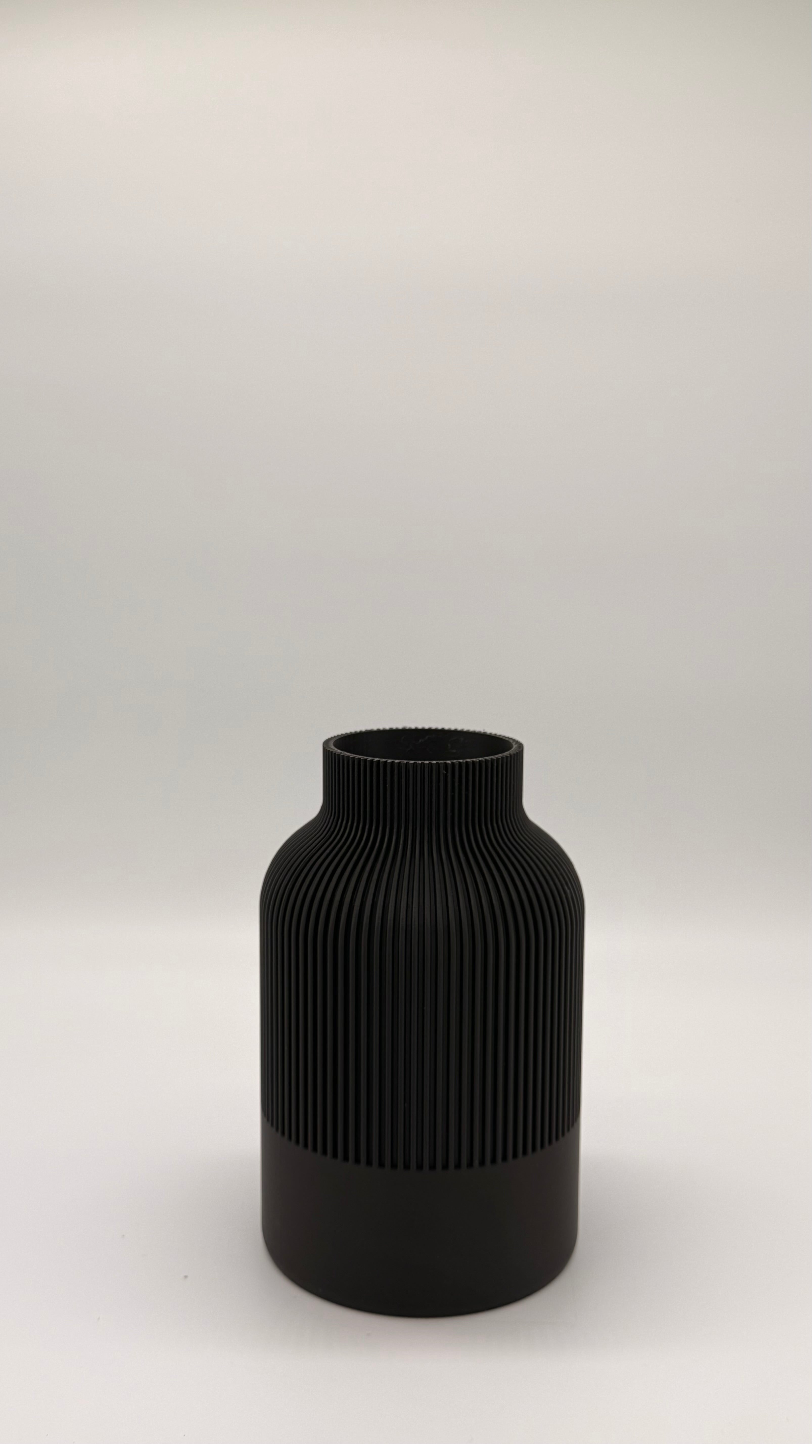Linea Vase